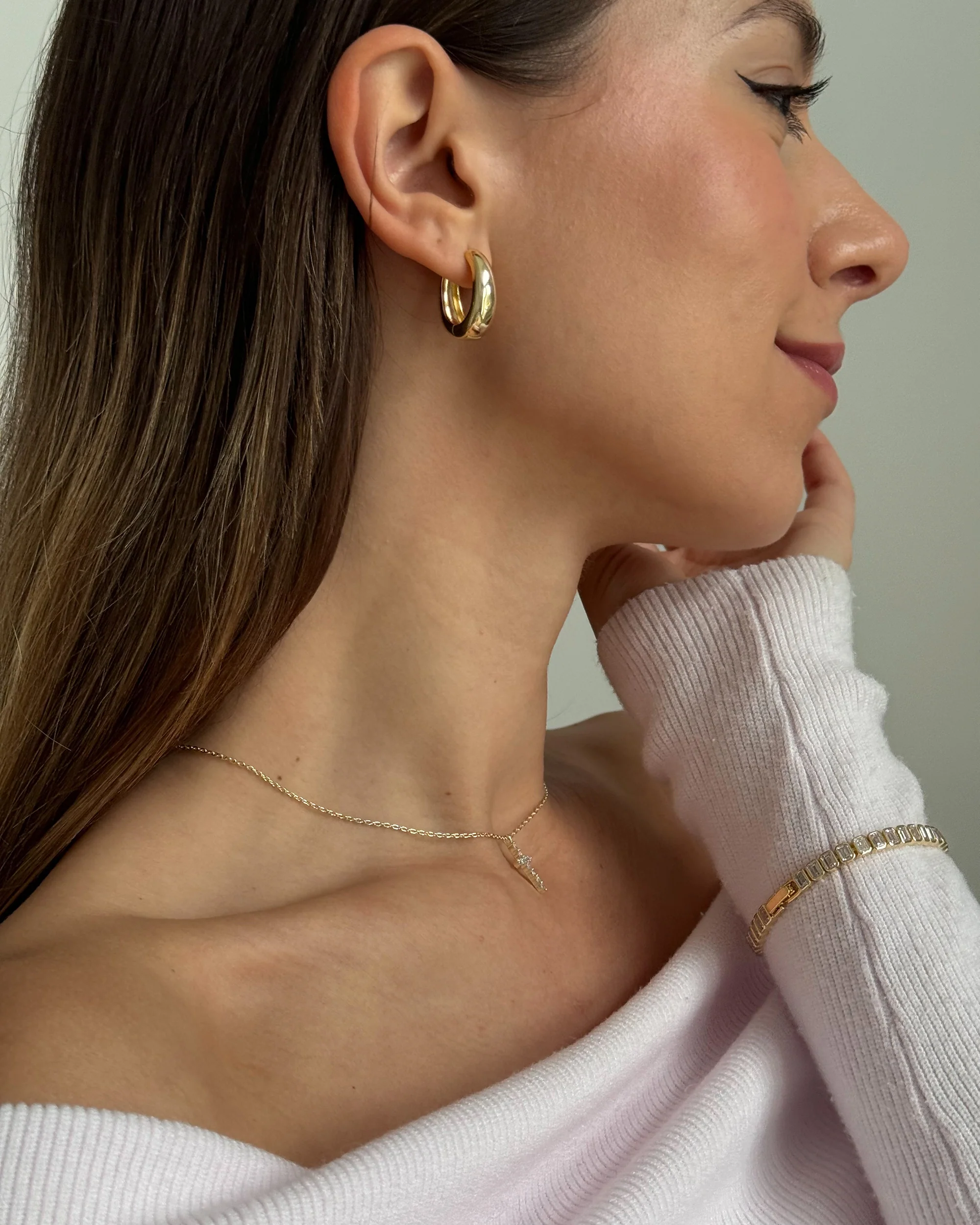 Alex Hoops - Image 11