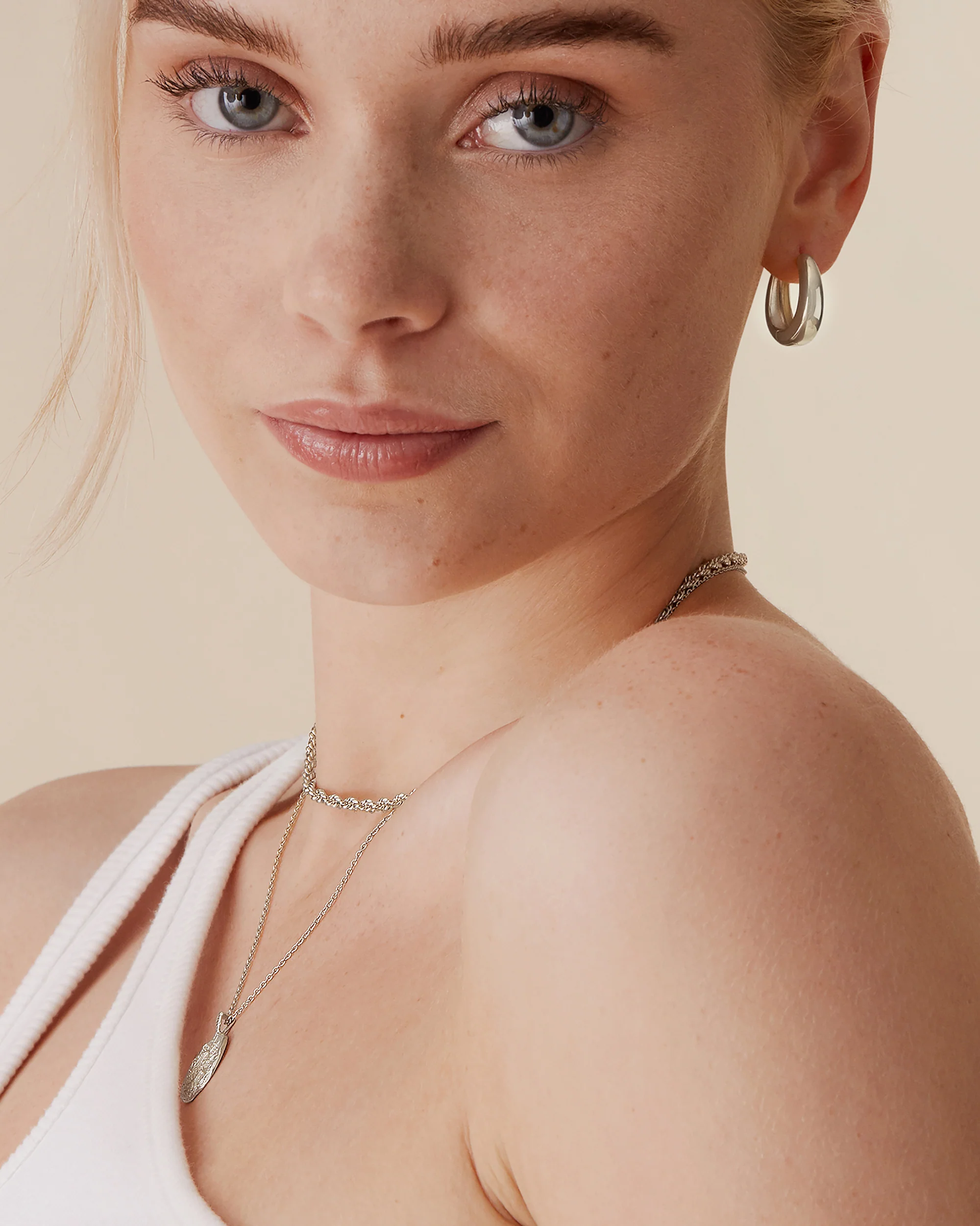 Alex Hoops - Image 9