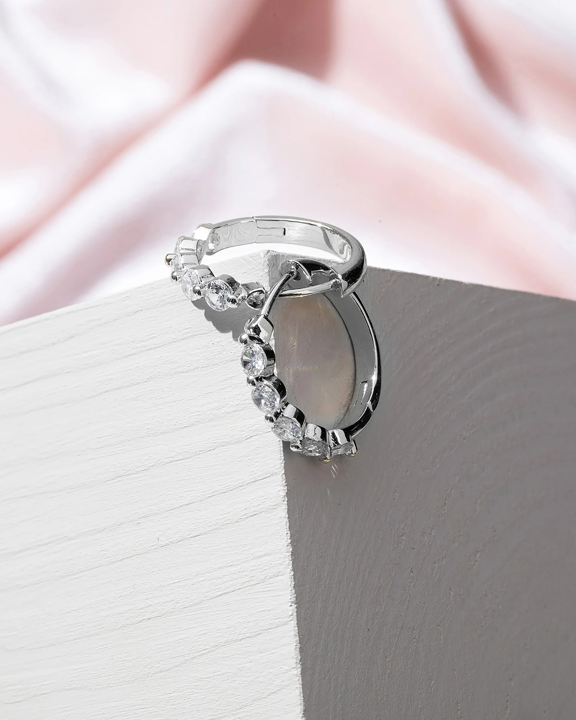Annabelle Hoops - Image 9