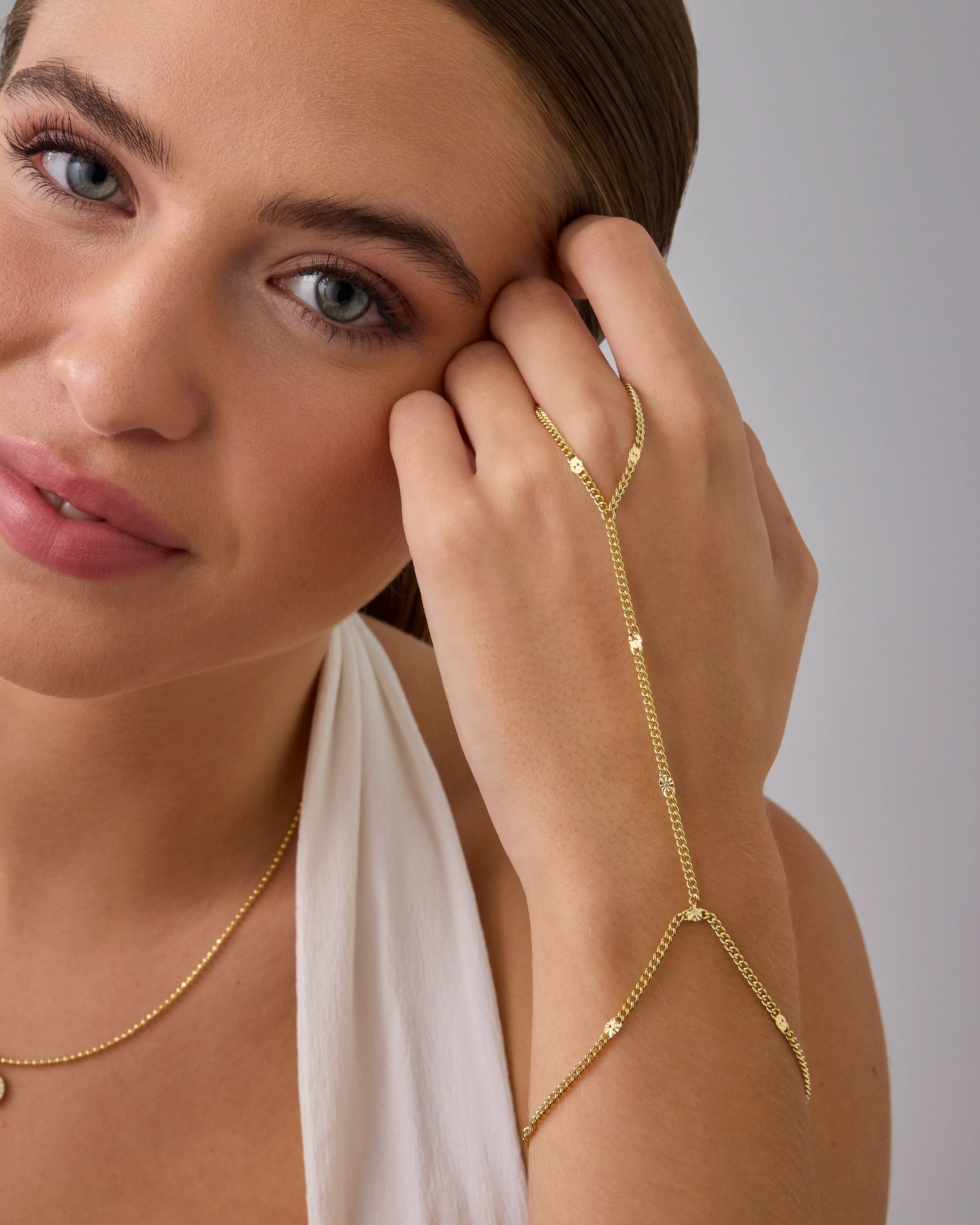 Dainty Beaded Hand Chain - Image 6