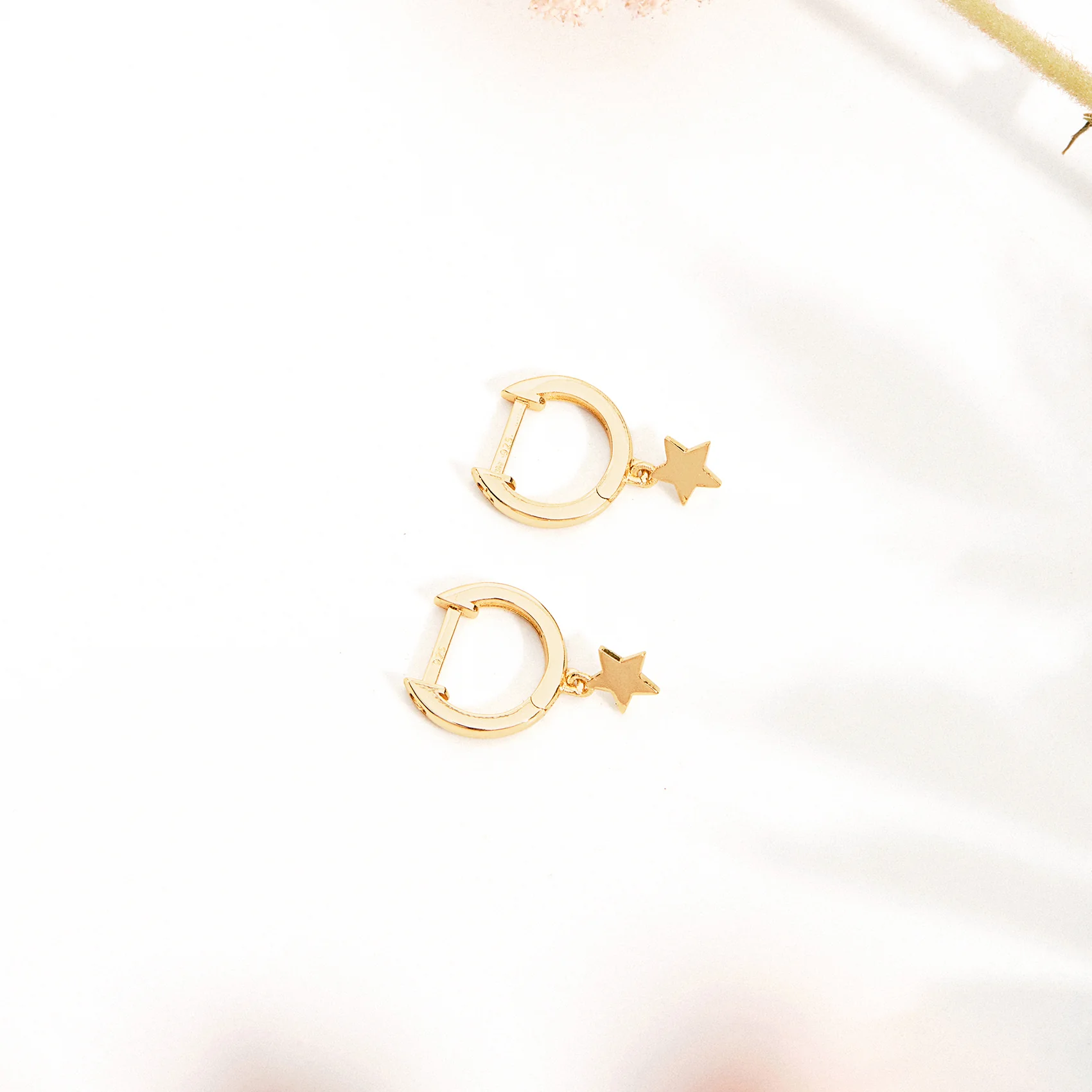Drop Star Huggies - Image 3