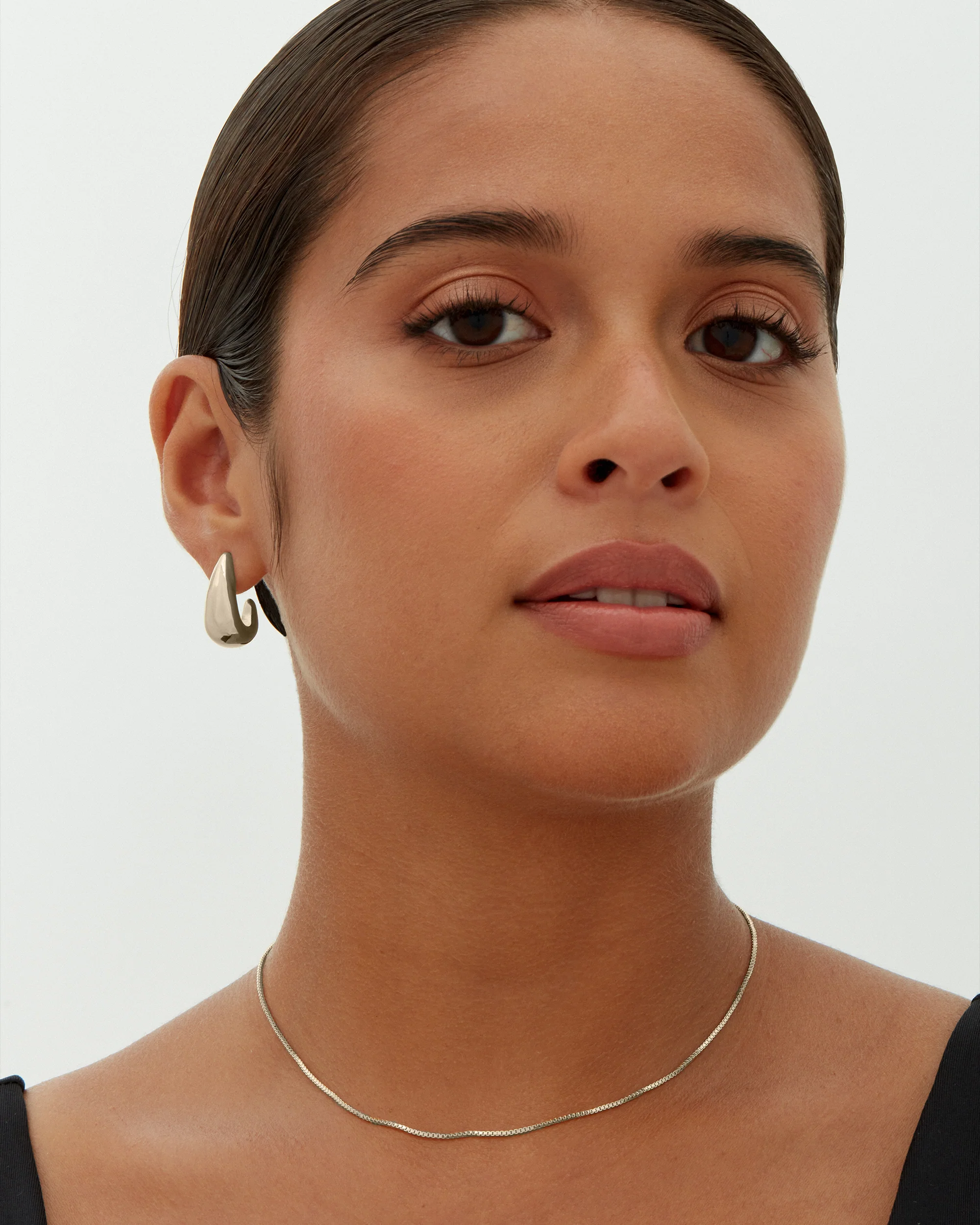 Gaia Chunky Hoop Earrings - Image 11