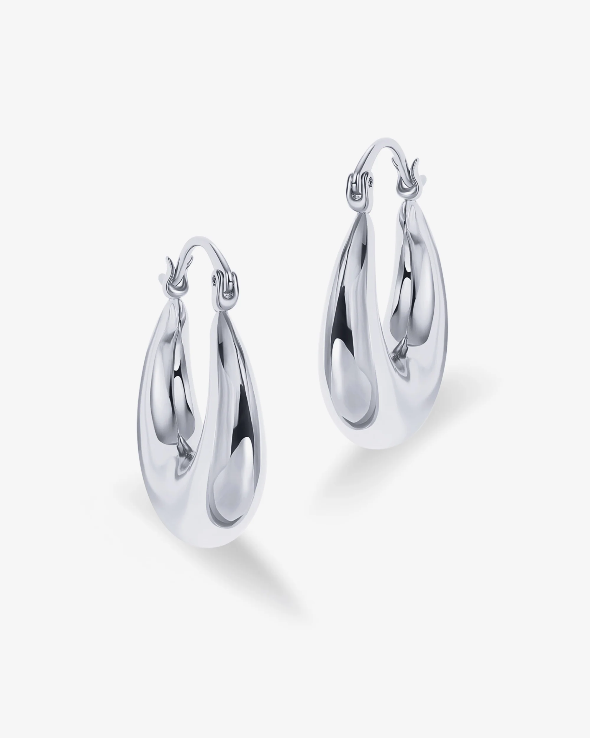 Luisa Hoops - Image 16