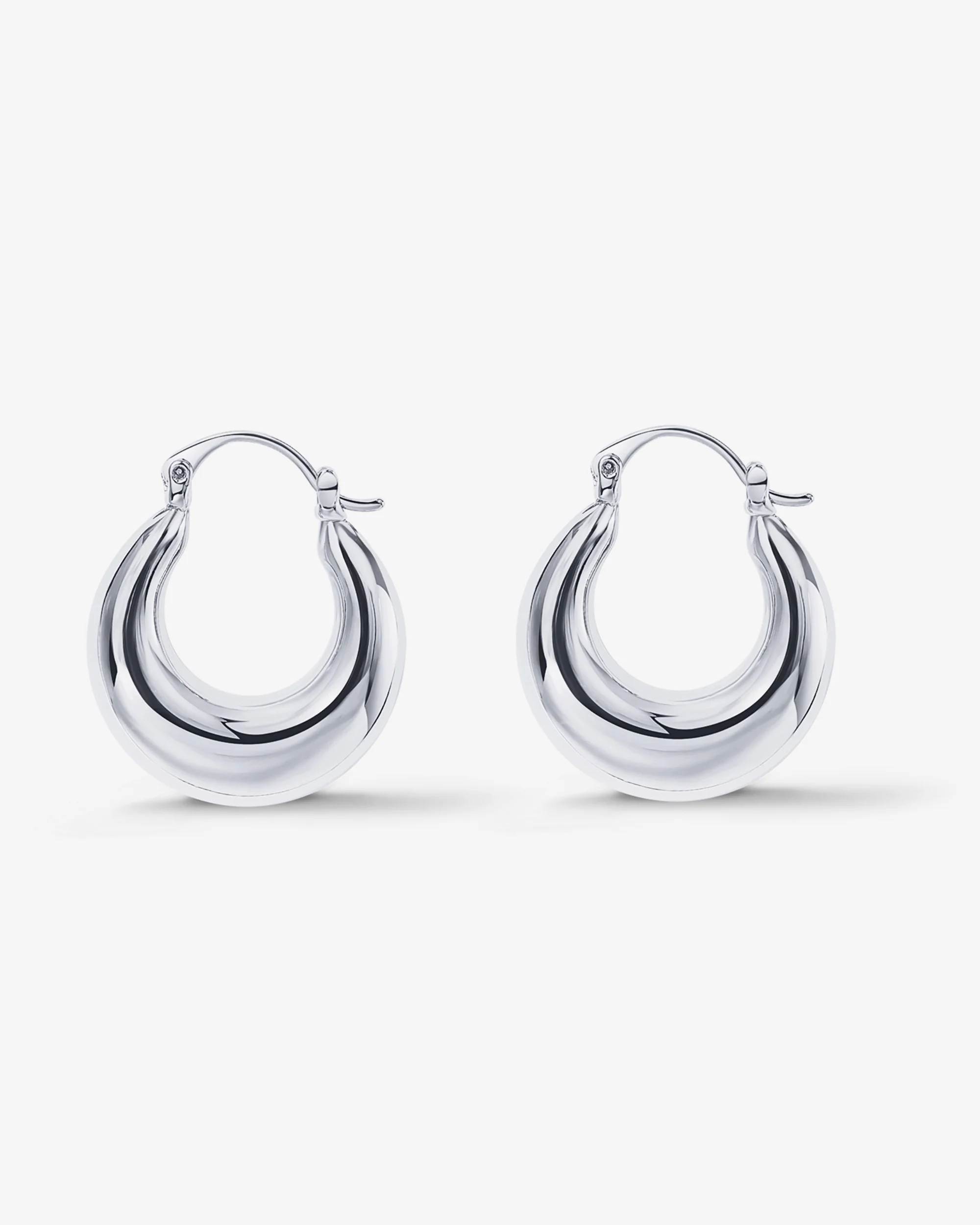 Luisa Hoops - Image 17
