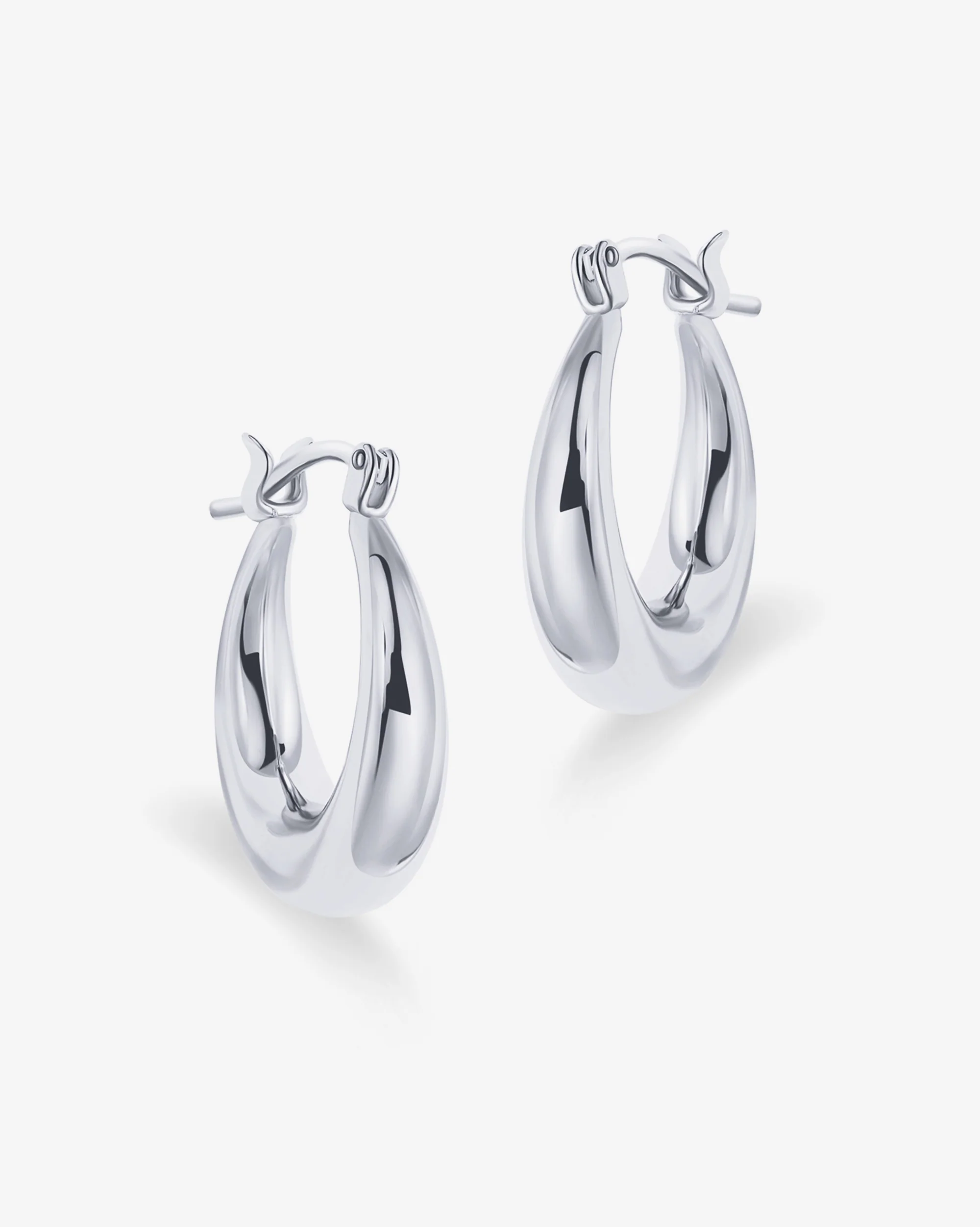 Luisa Hoops - Image 22