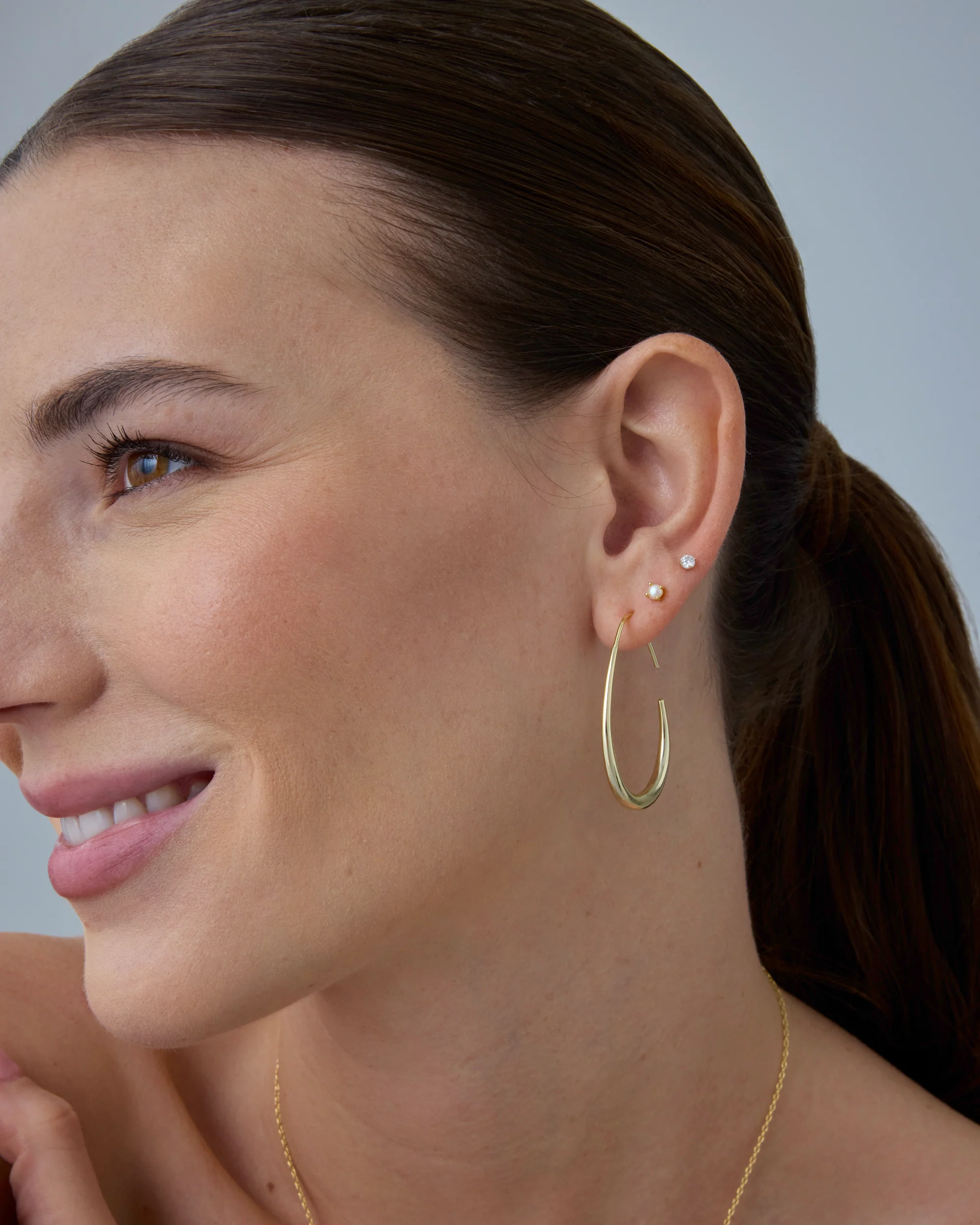 Olivia Dangle Earrings - Image 4