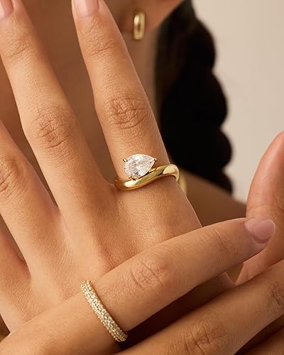 Pear Cubic Zirconia Wavy Ring - Image 6