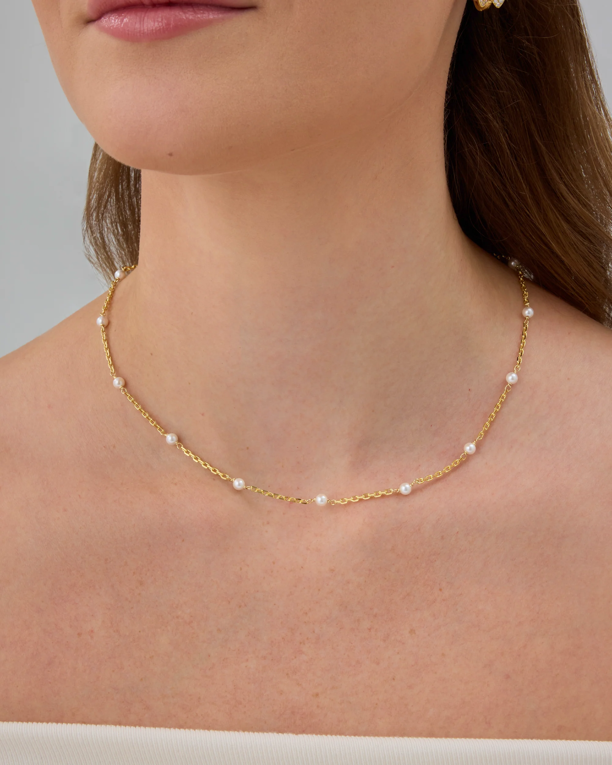 Pearl Station Chain Necklace - Image 5