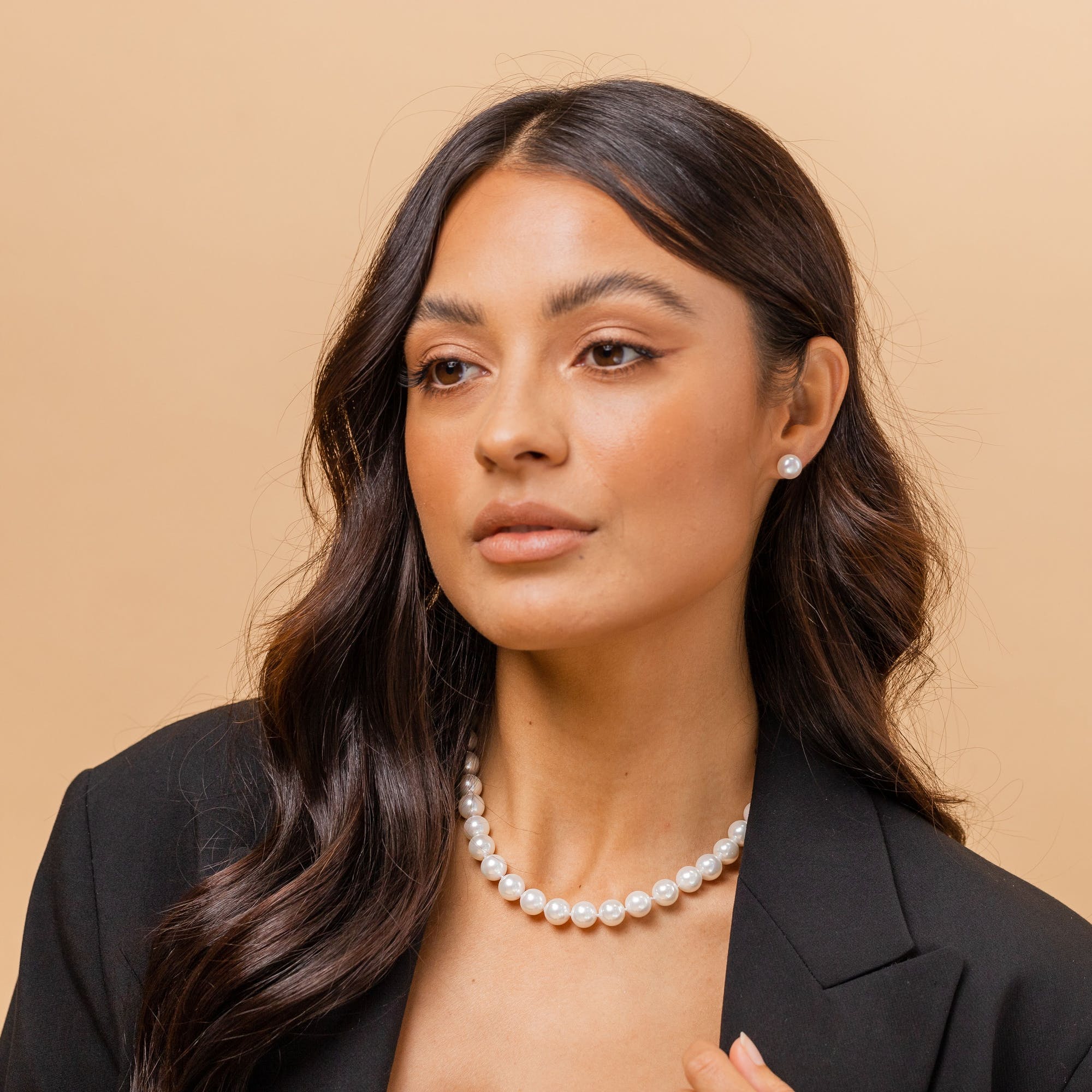 Shell Pearl Necklace - Image 6