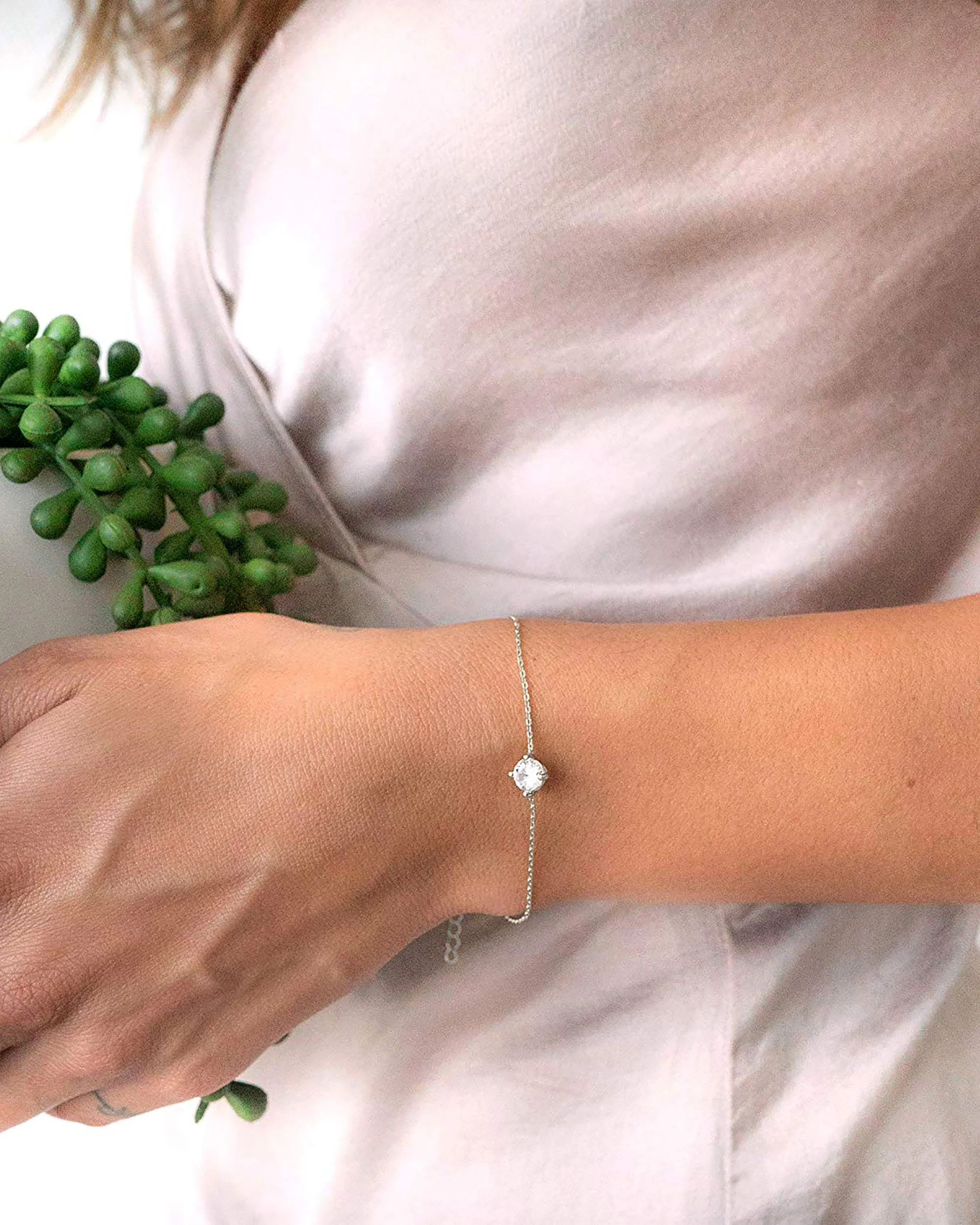 Solitaire Bracelet - Image 7